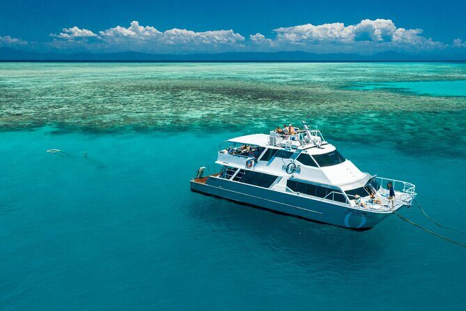 7 Day Brisbane to Cairns Boutique Whitsundays Great Barrier Reef - Day 2 to Airlie Beach: trading city time for Whitsunday views