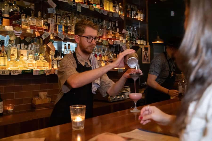 Brisbane: Small Bars and Street Art Tour with a Drink - Key things you’ll notice right away