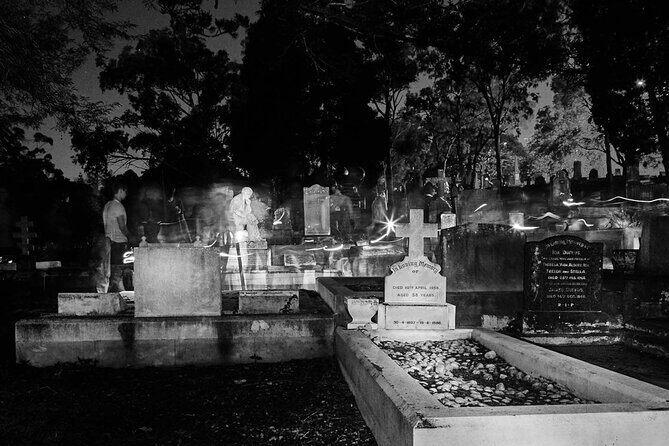Moonlight State Fortitude Valley Crime Tour Crime Tours Australia - The guide approach: what a local crime writer changes